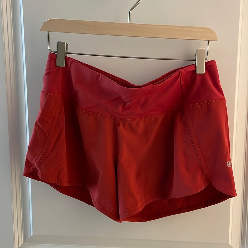 LULULEMON RUNTIMES shorts
